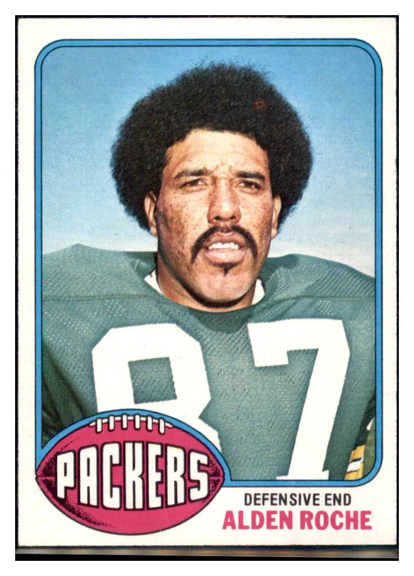 1976 Topps Alden Roche Green Bay Packers Football Card - Vintage NFL Collectible VFBMC