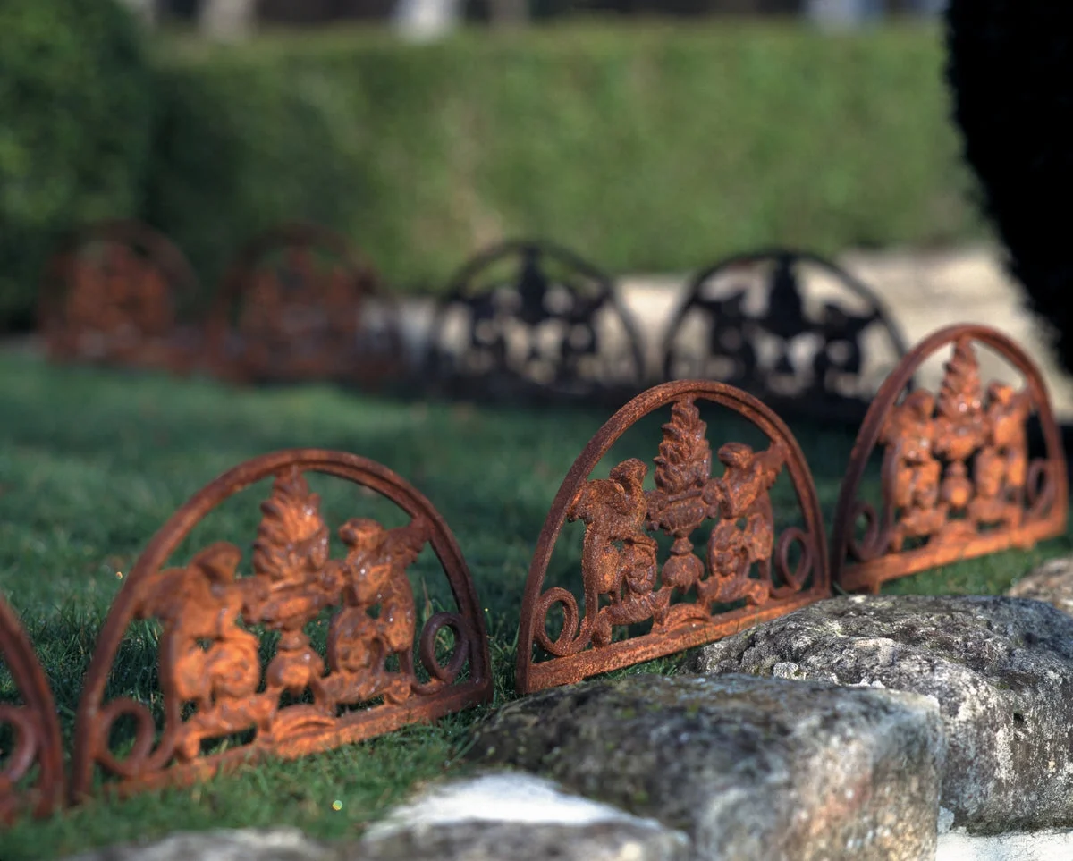Bordurette Cast Iron Lawn Edging