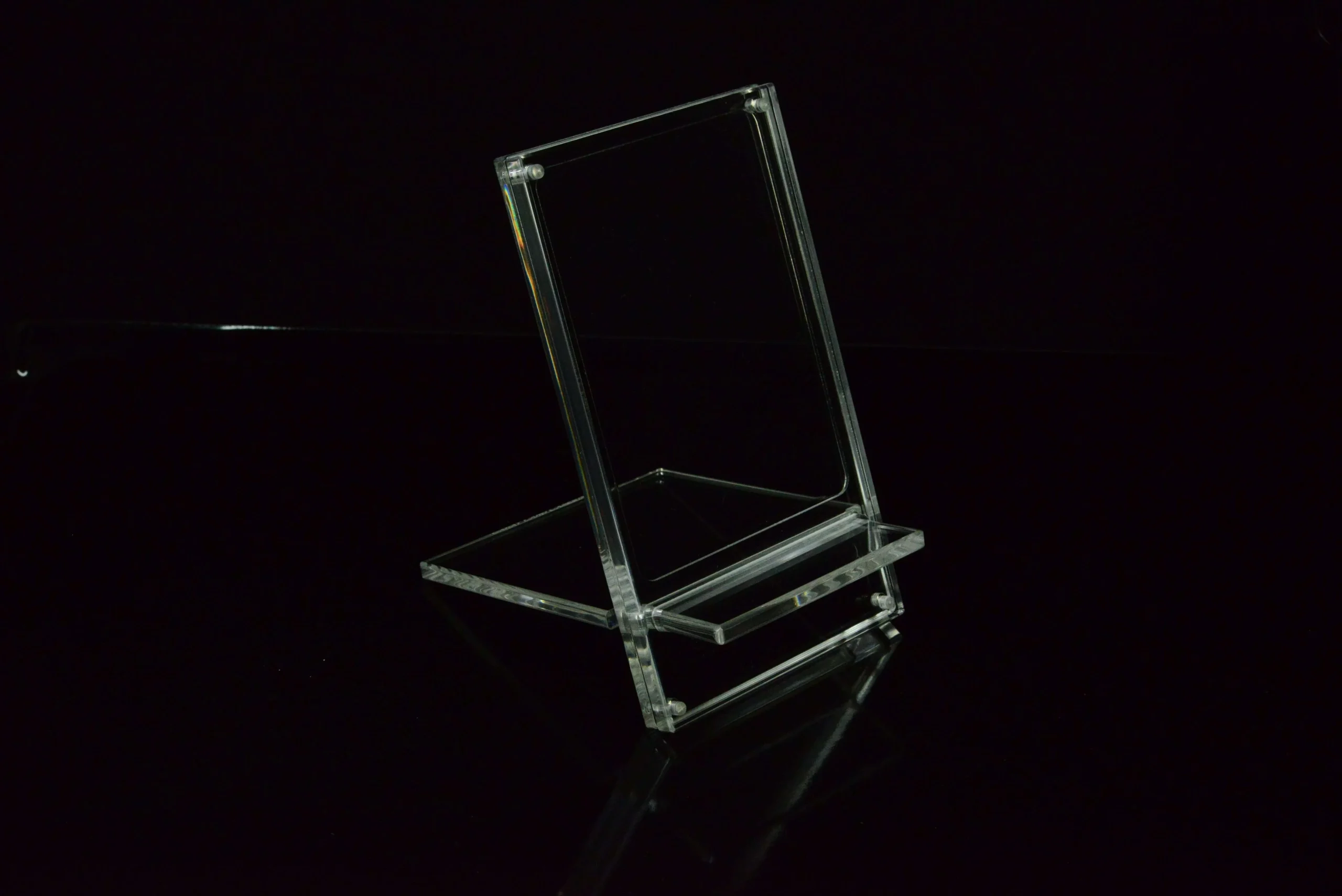 Carat XDS Single Card Display & Deck Stand