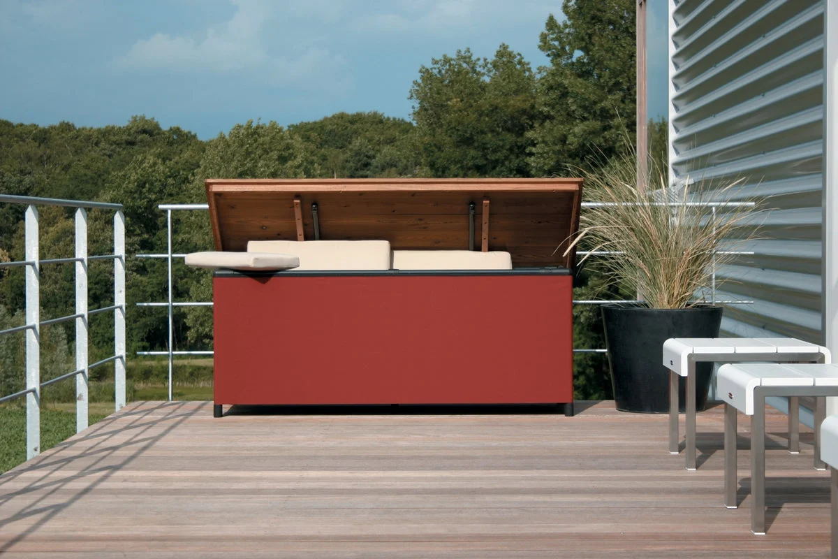 Chest'rLuxury Outdoor Storage Box Available in 9 Colours and Personalisation