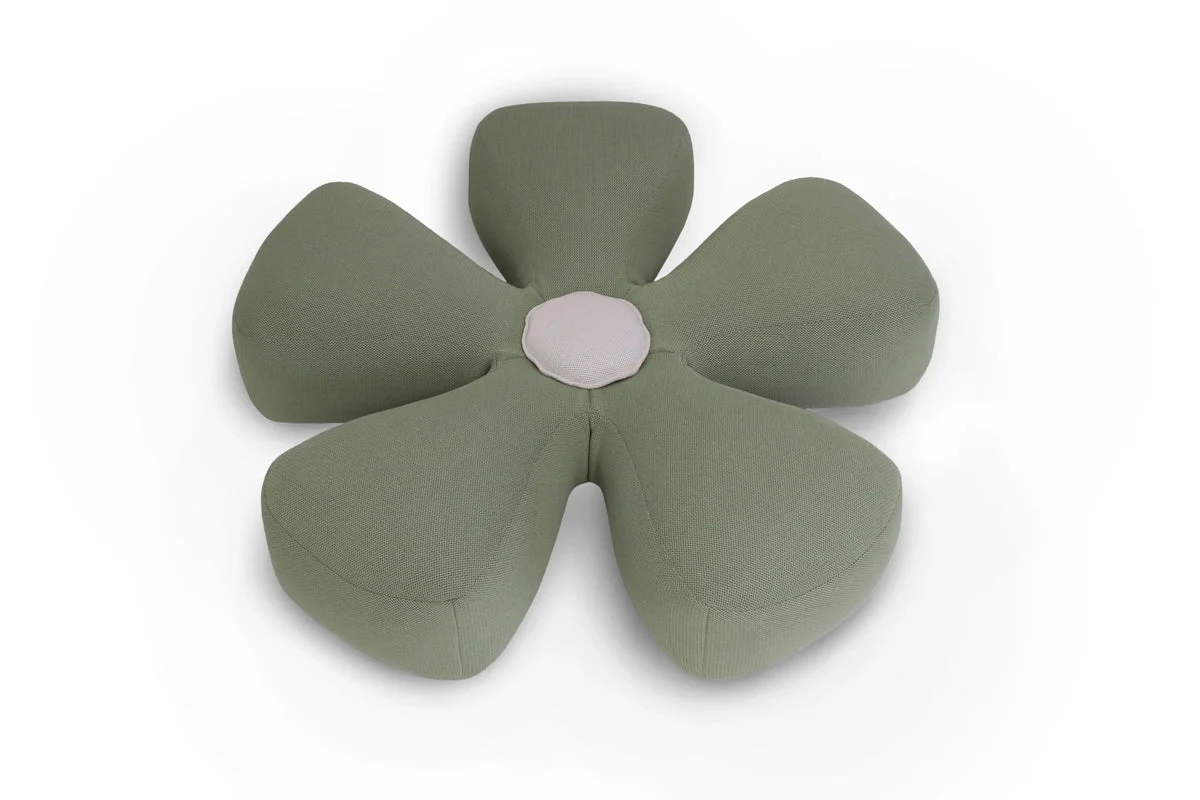 Flower Pistil Available in 7 Colors & 2 Sizes