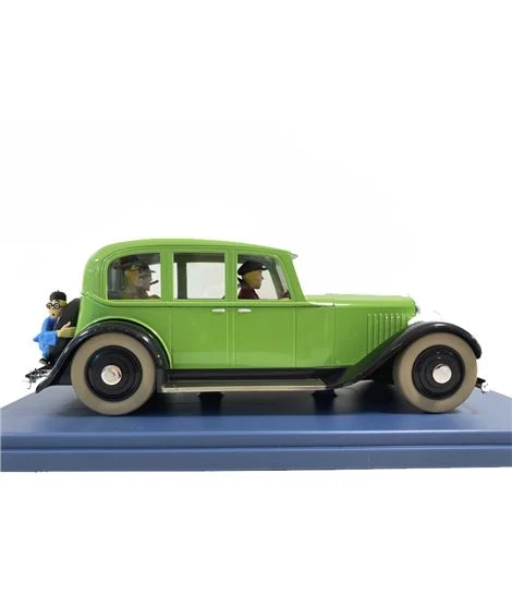Mitsuhirato's Car 1/24 Resin Figurine