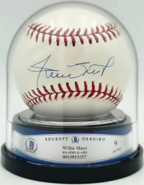 Willie Mays Autographed Official MLB Baseball San Francisco Giants Auto Grade Mint 9 PSA/DNA & Beckett BAS #18285581